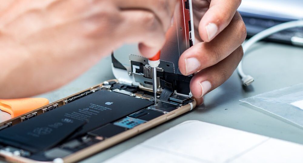 iPhone repair in doha